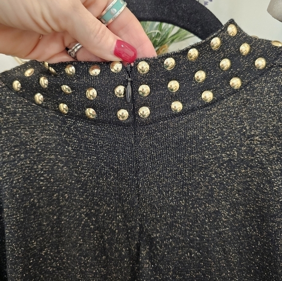 Wallis Black Gold Studded Cold Shoulder Mock Neck Tunic Sweater Top Size Medium - Picture 2 of 12